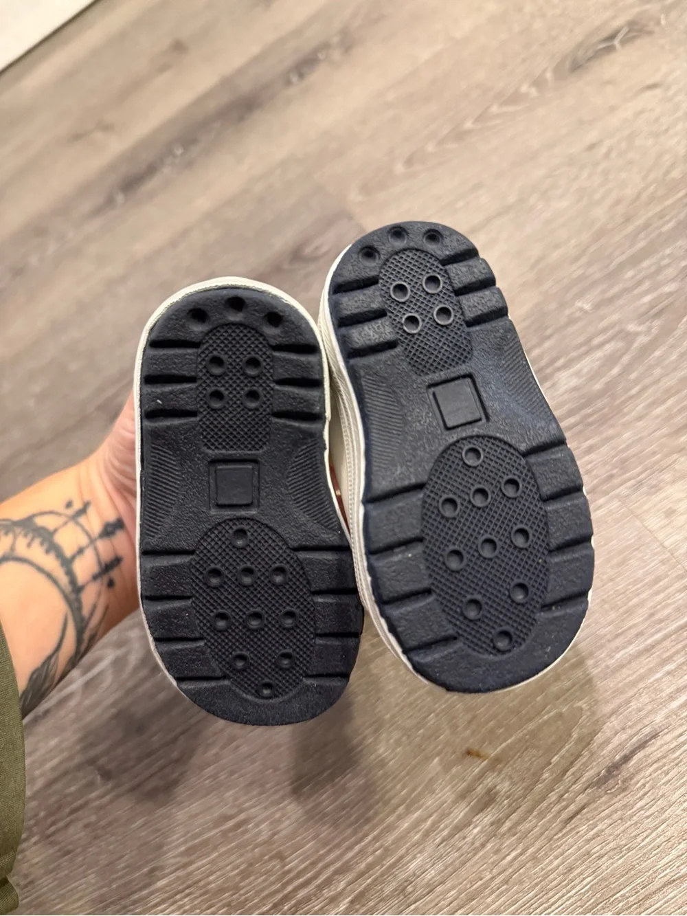 Vintage bundle of 2 Kids baby Sneakers